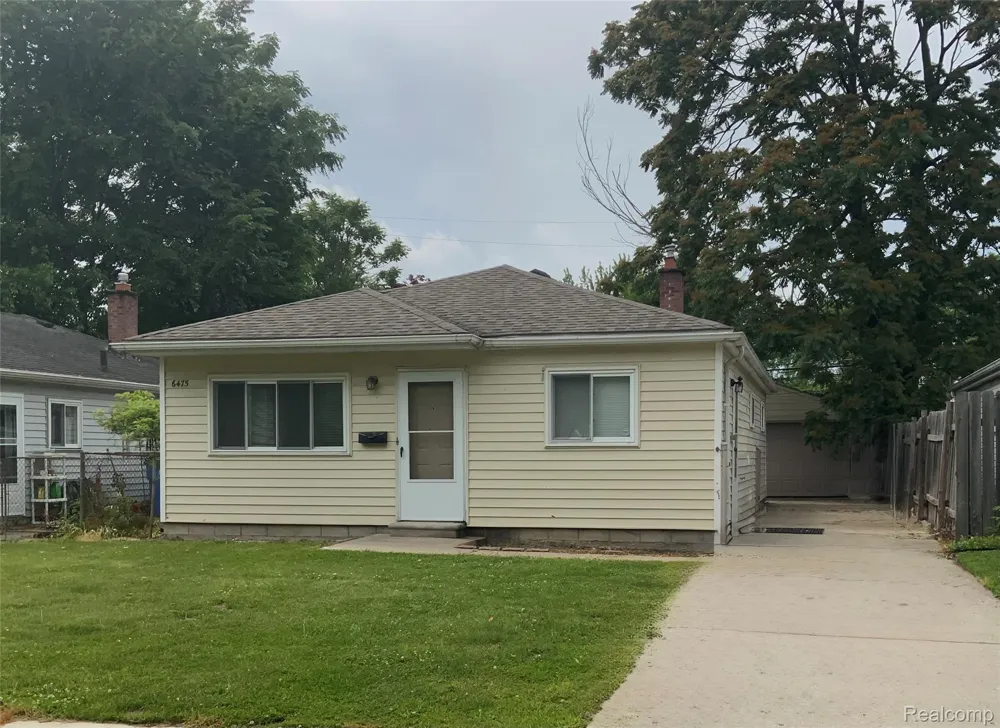6475 Highland Street Dearborn Heights City, MI 48127