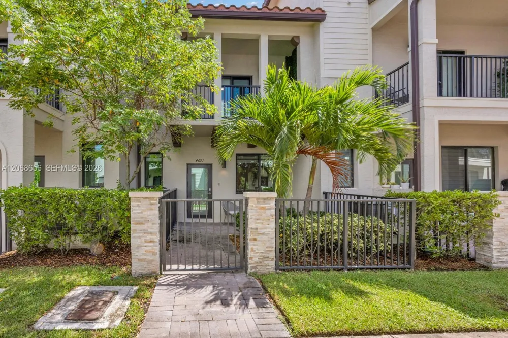 4691 NW 83rd Pkwy Doral, FL 33166