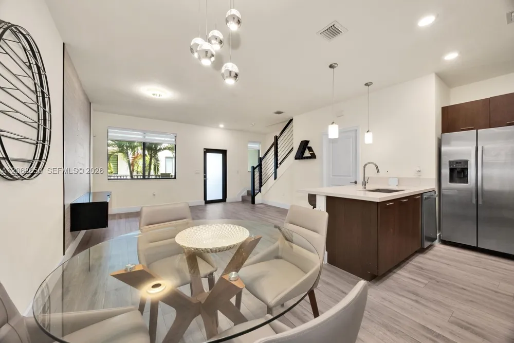 4691 NW 83rd Pkwy Doral, FL 33166