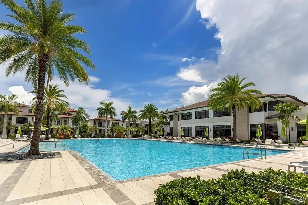 4691 NW 83rd Pkwy Doral, FL 33166