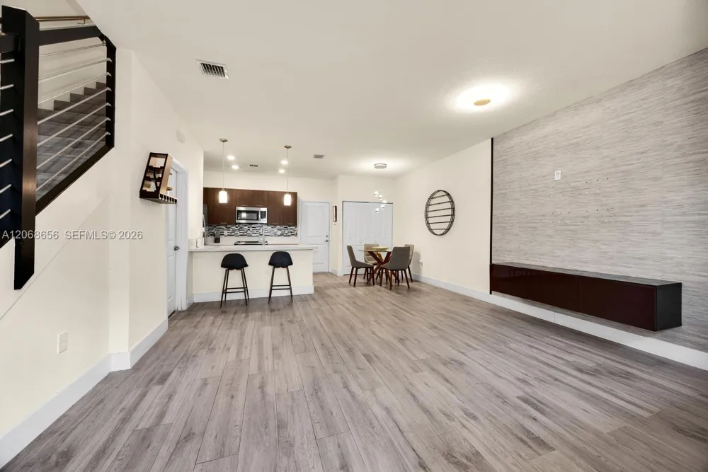 4691 NW 83rd Pkwy Doral, FL 33166