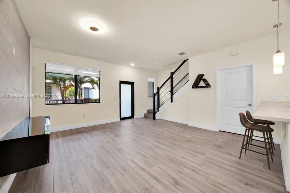 4691 NW 83rd Pkwy Doral, FL 33166