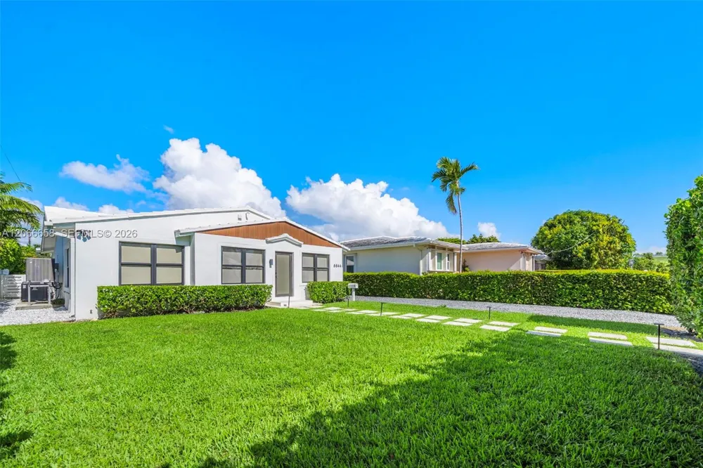 8844 Abbott Ave Surfside, FL 33154