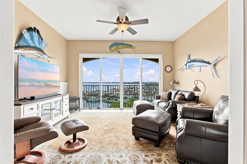 34 HARBOUR ISLE DRIVE W #PH05 Fort Pierce, FL 34949
