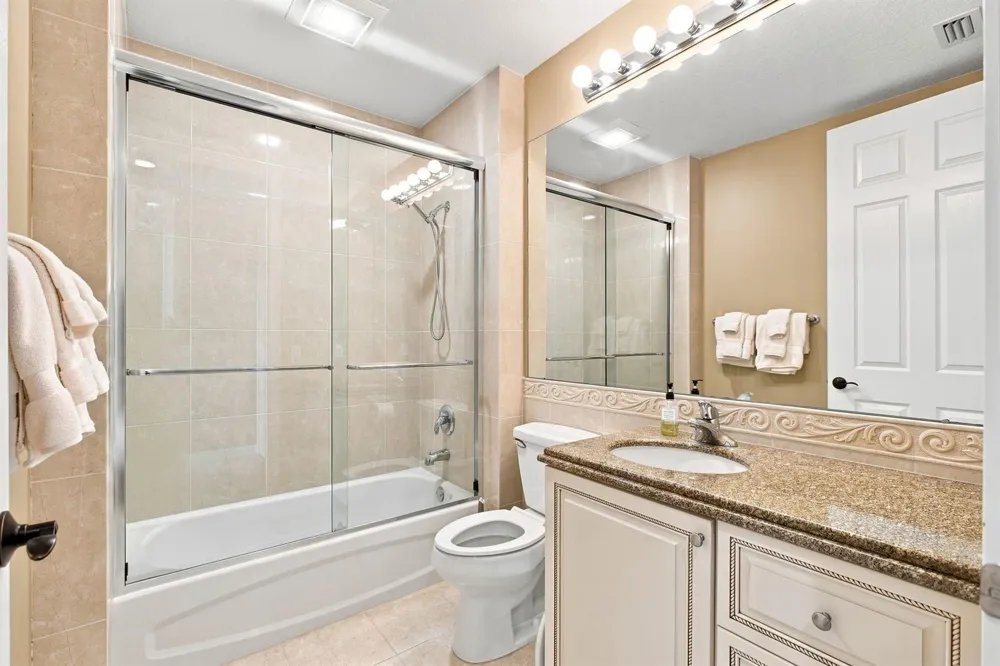34 HARBOUR ISLE DRIVE W #PH05 Fort Pierce, FL 34949