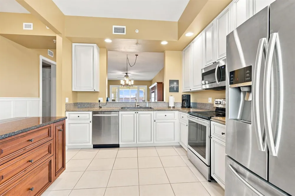 34 HARBOUR ISLE DRIVE W #PH05 Fort Pierce, FL 34949