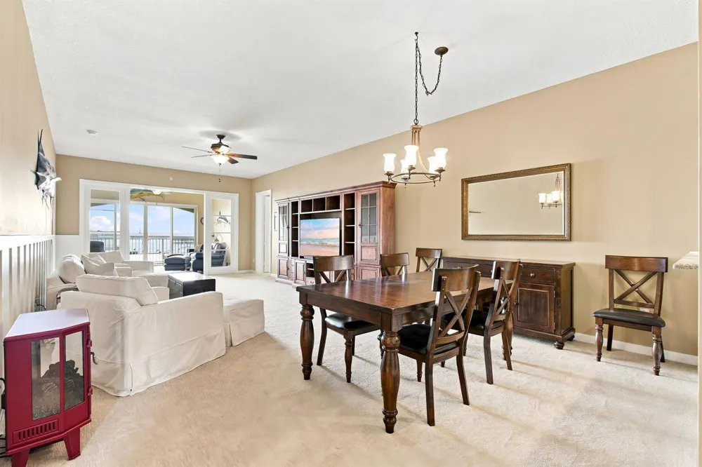 34 HARBOUR ISLE DRIVE W #PH05 Fort Pierce, FL 34949