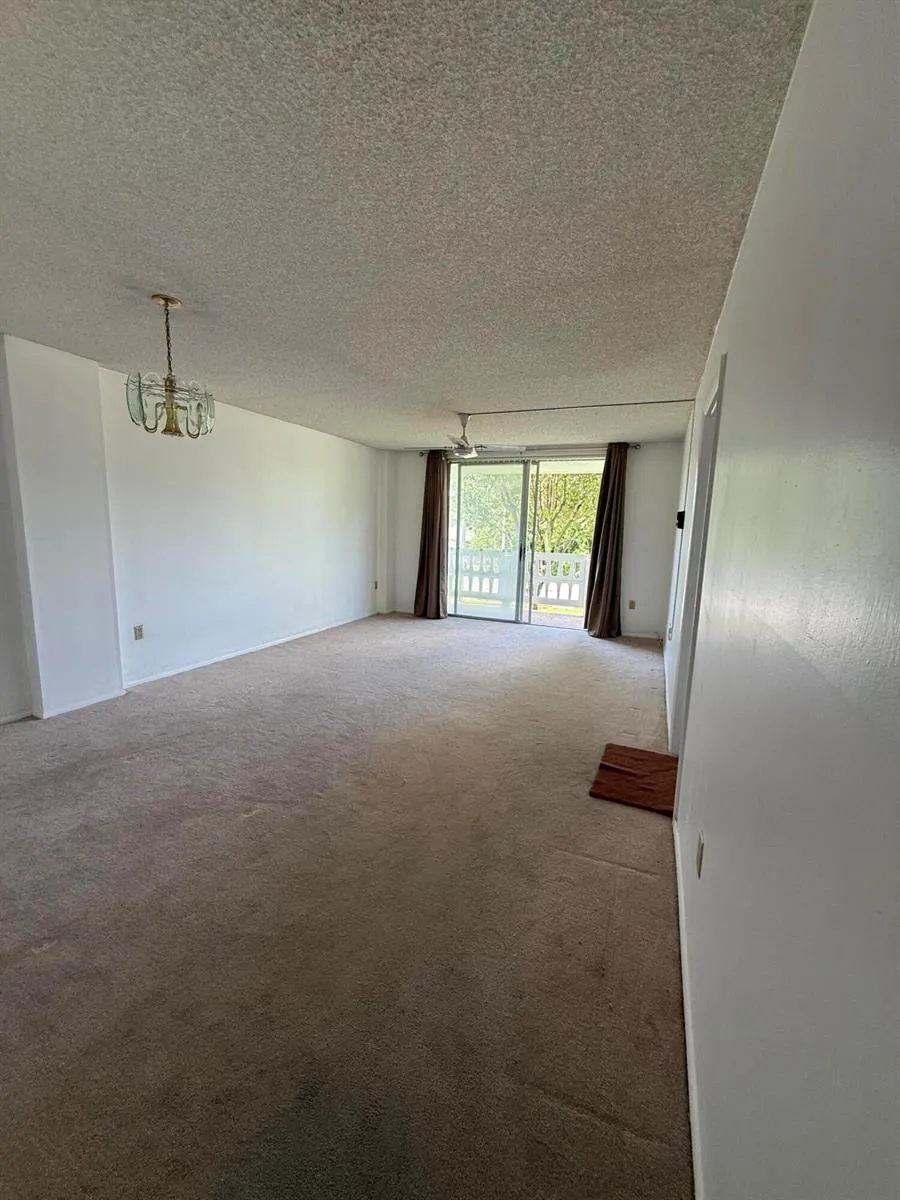 15600 NW 7TH AVENUE #211 Miami, FL 33169