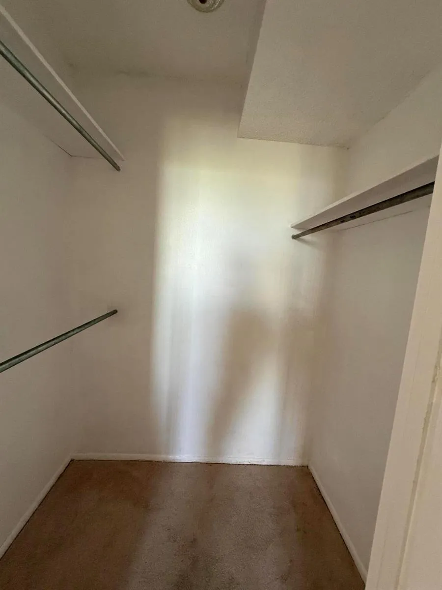 15600 NW 7TH AVENUE #211 Miami, FL 33169