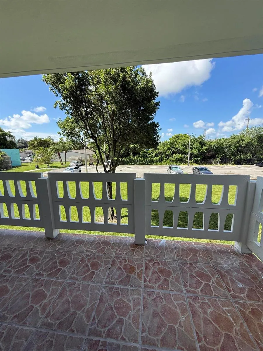 15600 NW 7TH AVENUE #211 Miami, FL 33169