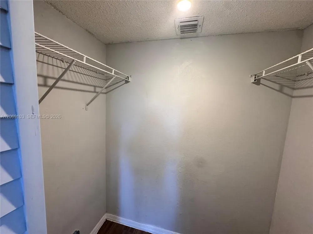 9909 Westwood Dr #16-1 Tamarac, FL 33321