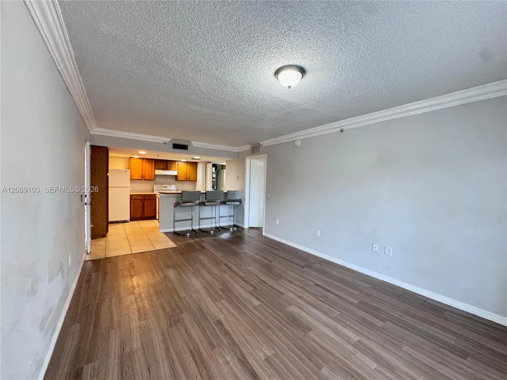 9909 Westwood Dr #16-1 Tamarac, FL 33321