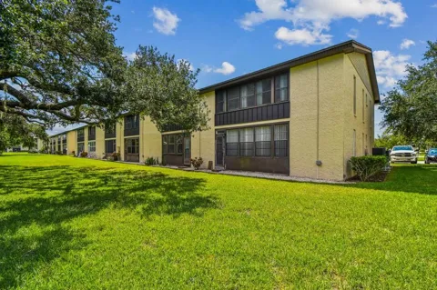 4829 ONYX LANE #101