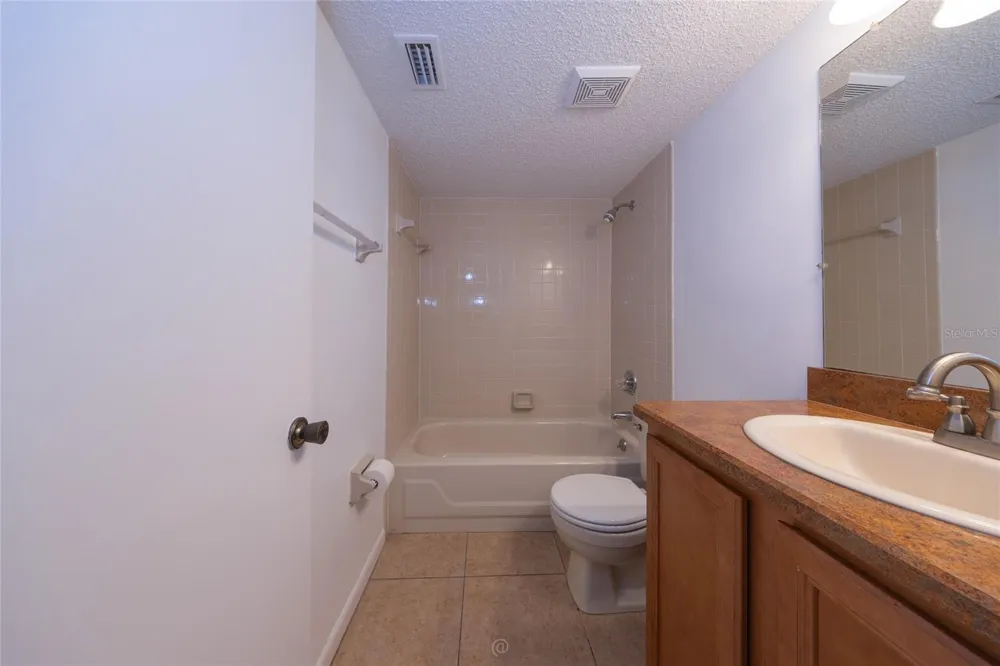 9 SOUTHBURY COURT #9 Palm Coast, FL 32137