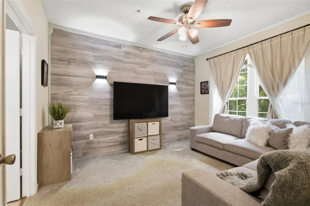 13037 MULBERRY PARK DRIVE #518 Orlando, FL 32821