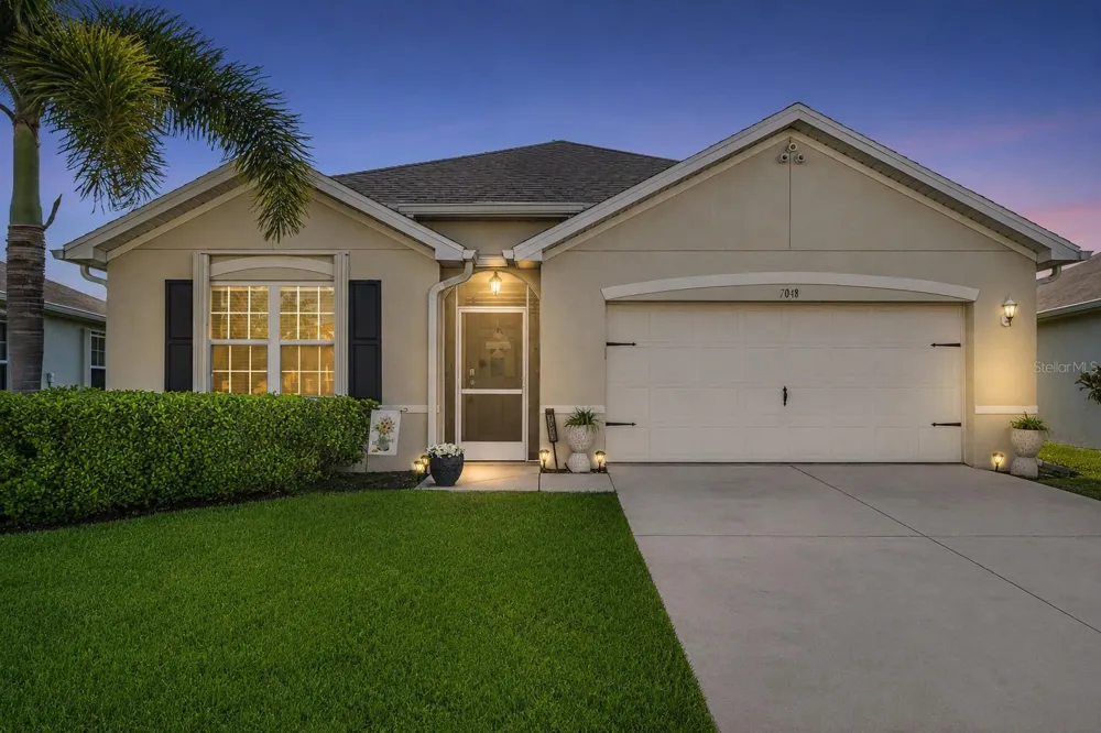 7048 WATERFORD PARKWAY Punta Gorda, FL 33950