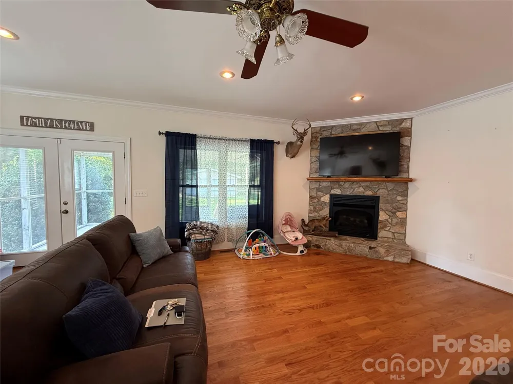 123 JL Love Road Jefferson, SC 29718