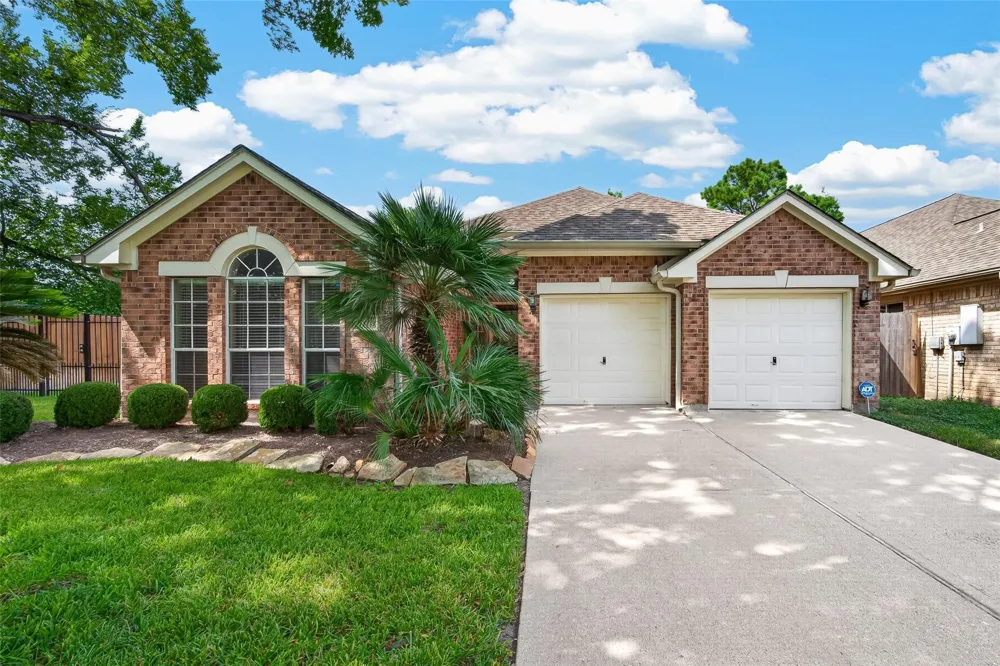 1103 Parkhaven Lane Houston, TX 77077
