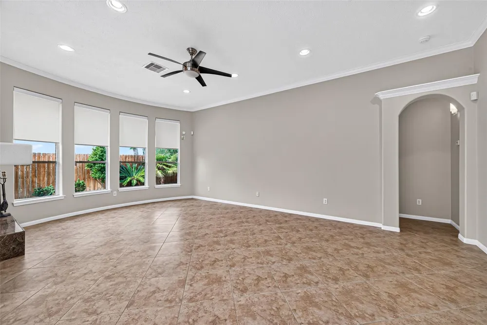 1103 Parkhaven Lane Houston, TX 77077
