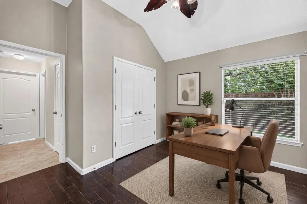 1103 Parkhaven Lane Houston, TX 77077