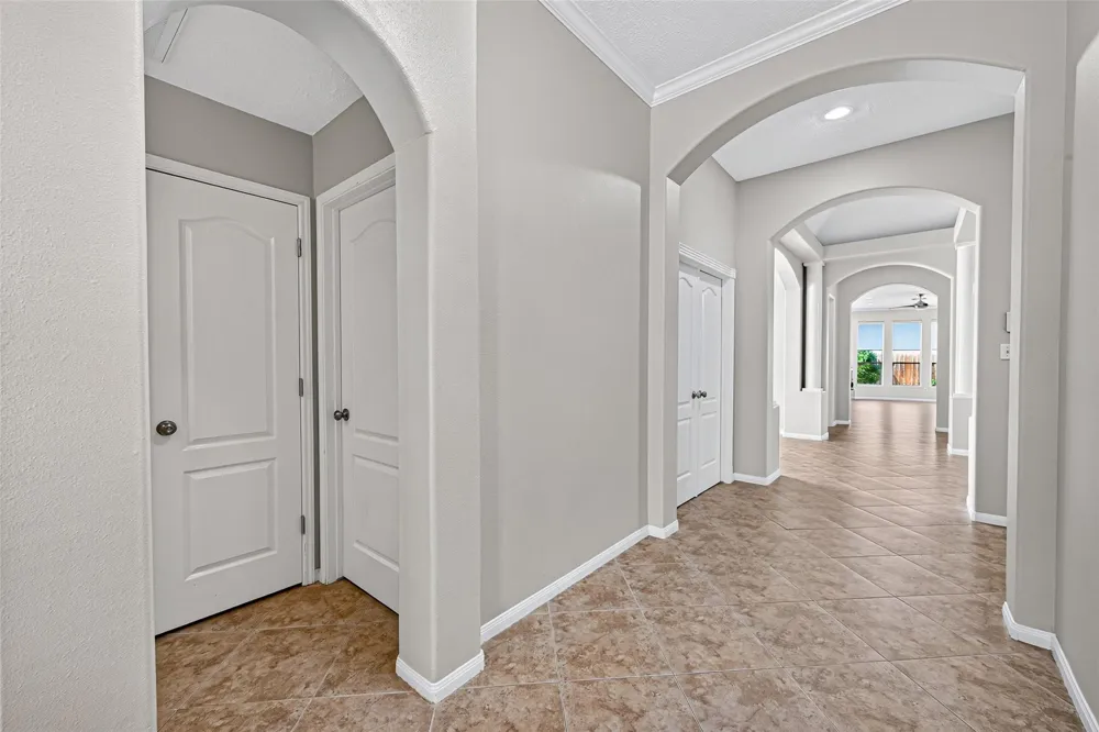 1103 Parkhaven Lane Houston, TX 77077
