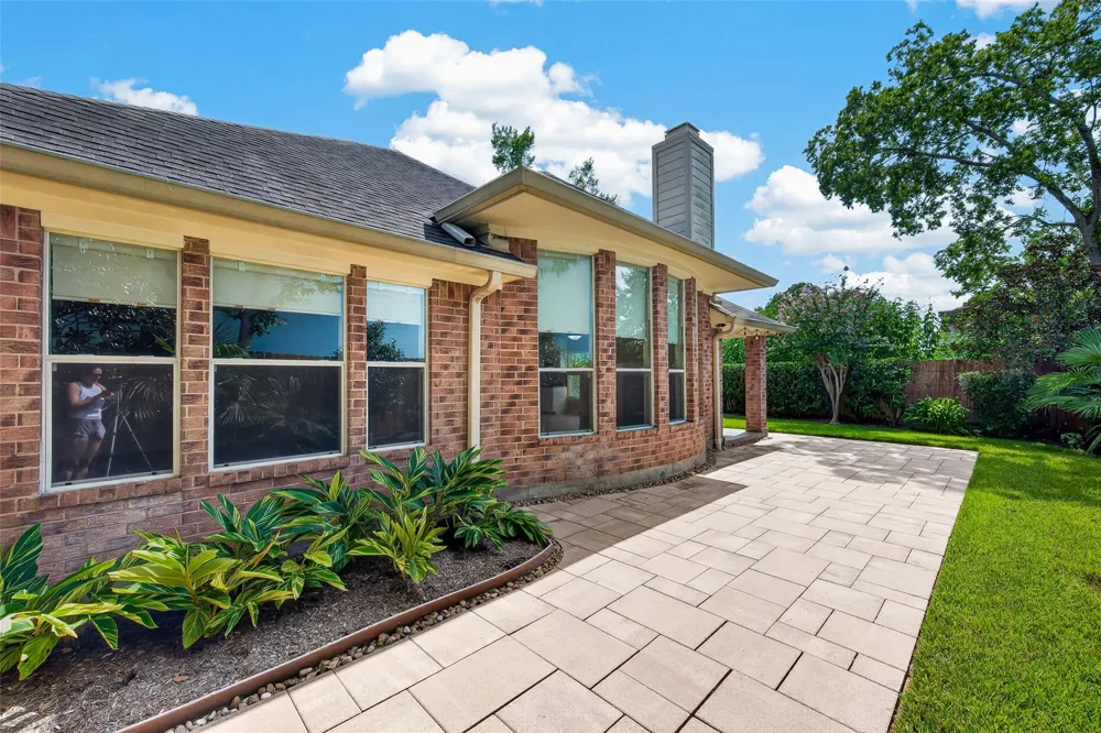 1103 Parkhaven Lane Houston, TX 77077