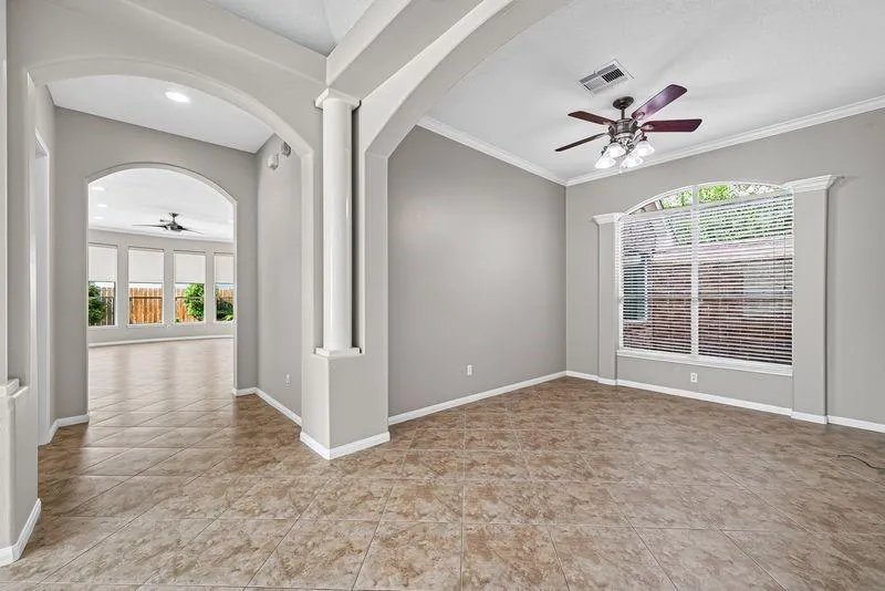 1103 Parkhaven Lane Houston, TX 77077