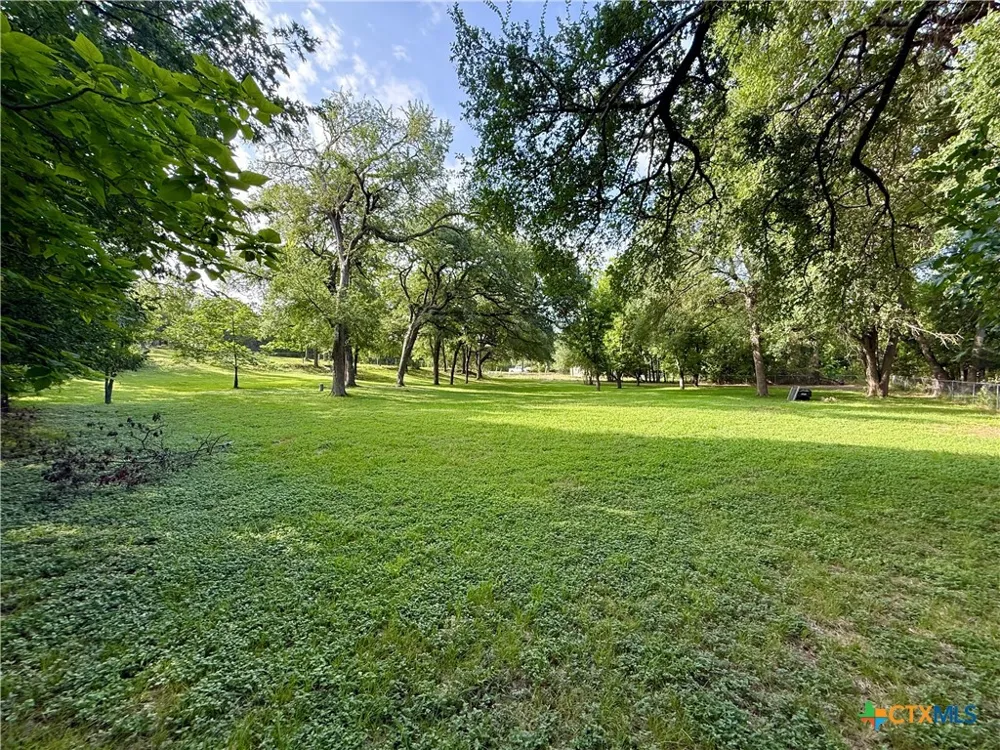 909 Center Circle Salado, TX 76571