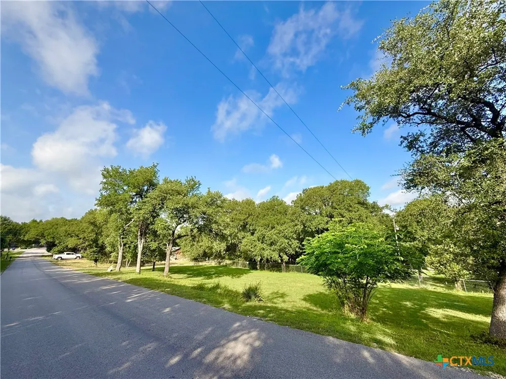 909 Center Circle Salado, TX 76571