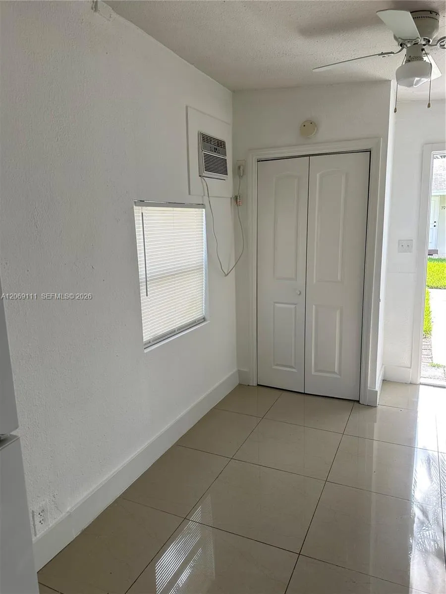 2222 Van Buren St #12 Hollywood, FL 33020