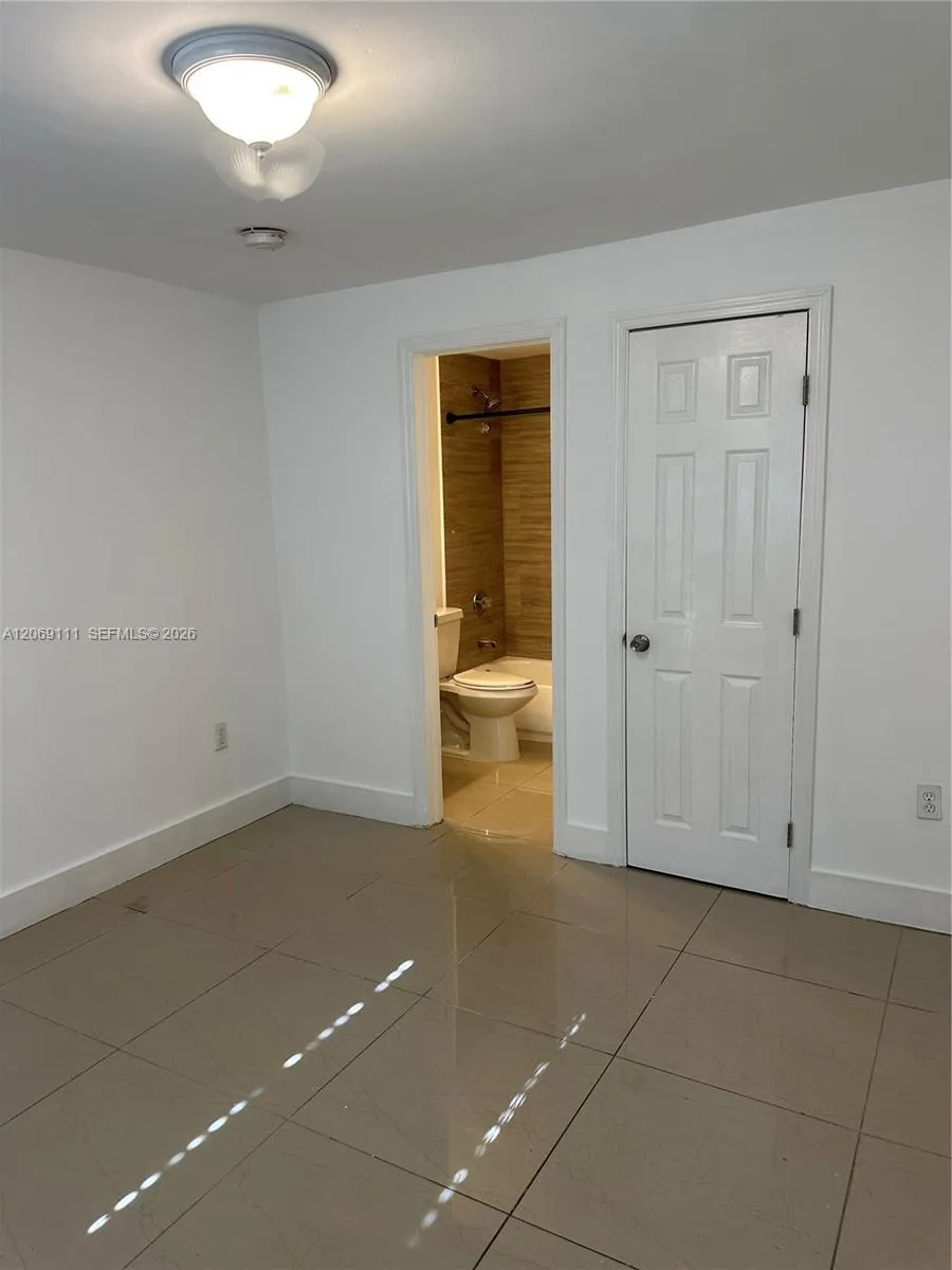 2222 Van Buren St #12 Hollywood, FL 33020
