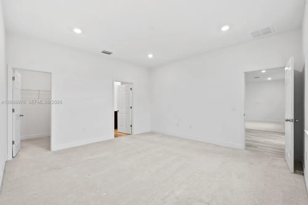 2844 NW 27th Cape Coral, FL 33993