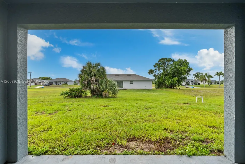 2844 NW 27th Cape Coral, FL 33993