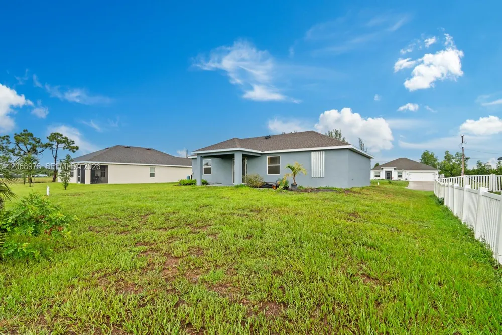 2844 NW 27th Cape Coral, FL 33993