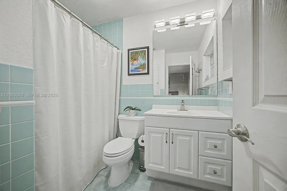 9921 SW 195th St Cutler Bay, FL 33157