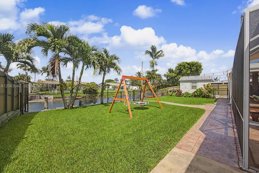 9921 SW 195th St Cutler Bay, FL 33157