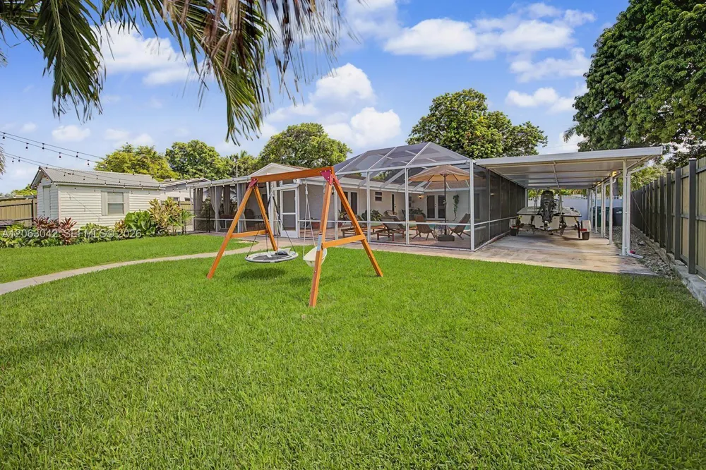 9921 SW 195th St Cutler Bay, FL 33157
