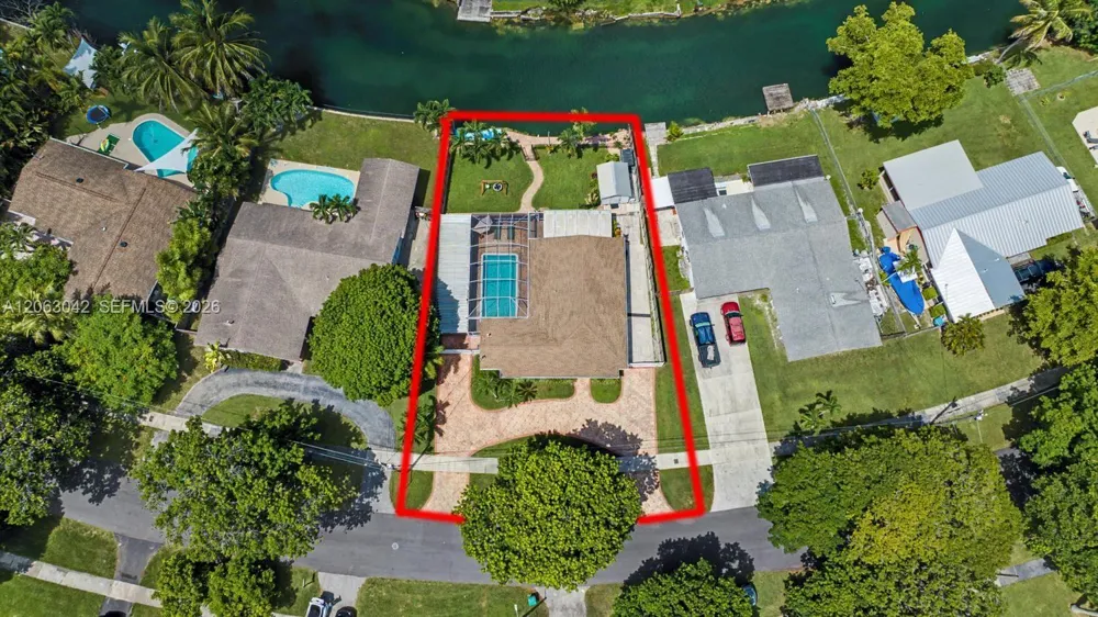 9921 SW 195th St Cutler Bay, FL 33157