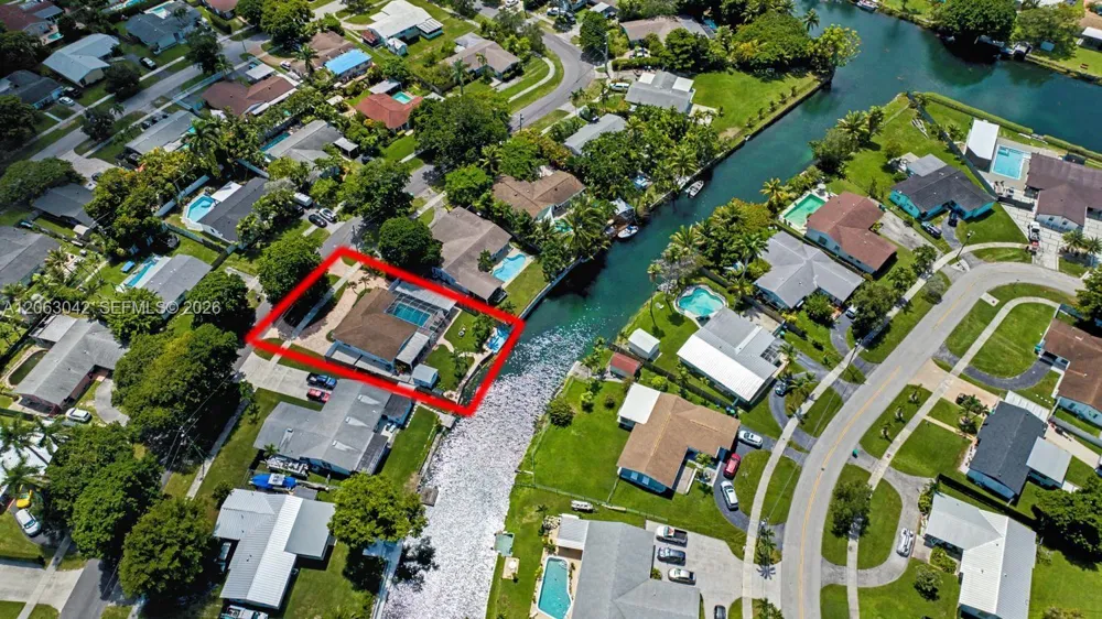 9921 SW 195th St Cutler Bay, FL 33157