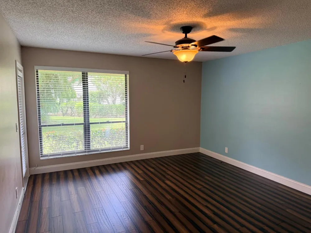 24 LEXINGTON LANE W #A Palm Beach Gardens, FL 33418