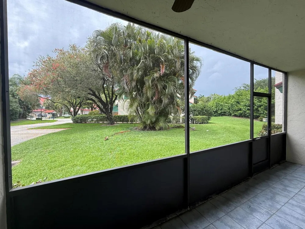 24 LEXINGTON LANE W #A Palm Beach Gardens, FL 33418