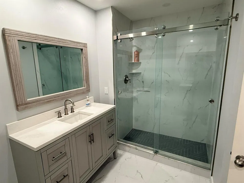 24 LEXINGTON LANE W #A Palm Beach Gardens, FL 33418