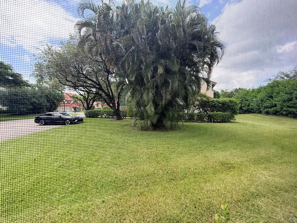 24 LEXINGTON LANE W #A Palm Beach Gardens, FL 33418