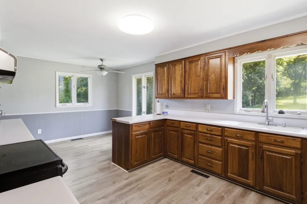 865 Cornersville Rd Lewisburg, TN 37091