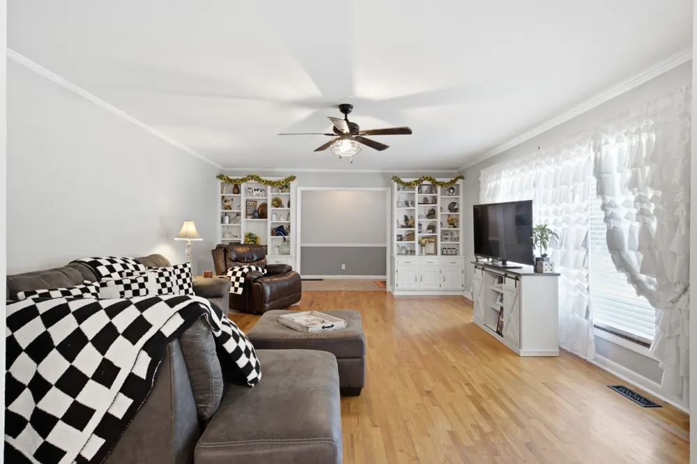 865 Cornersville Rd Lewisburg, TN 37091