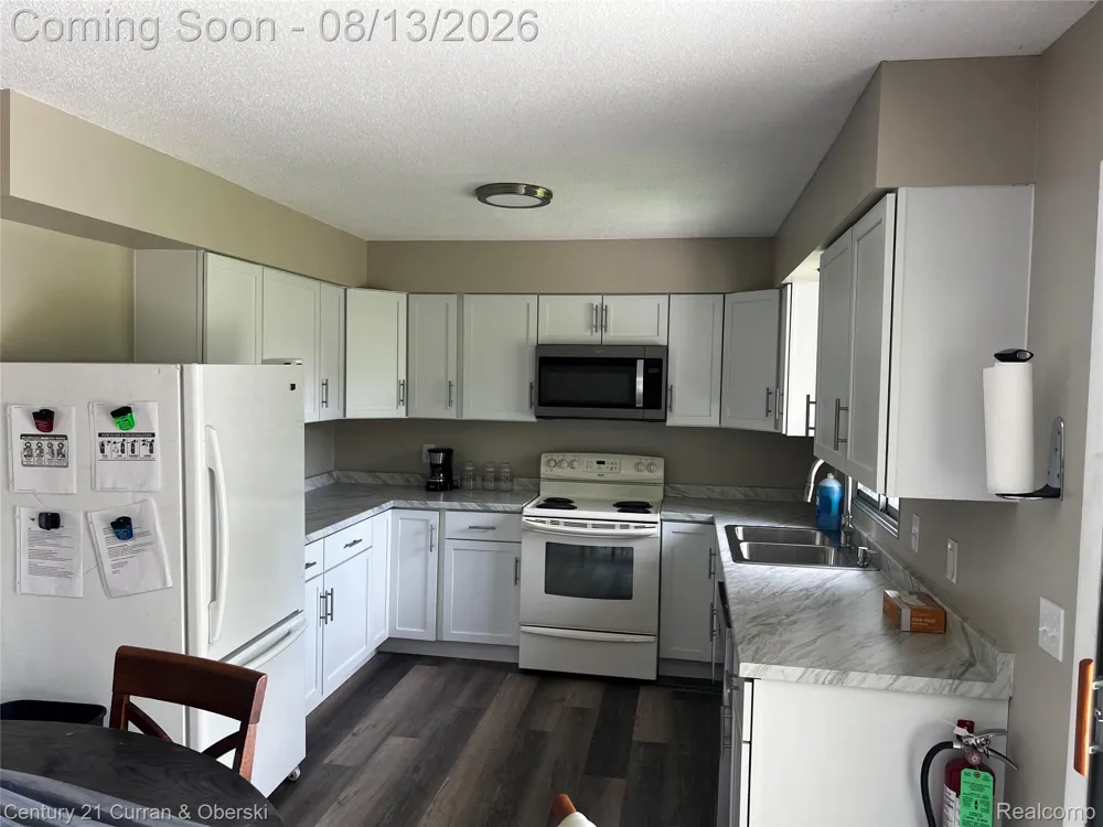 1954 W Midland Road Williams Charter Township, MI 48611
