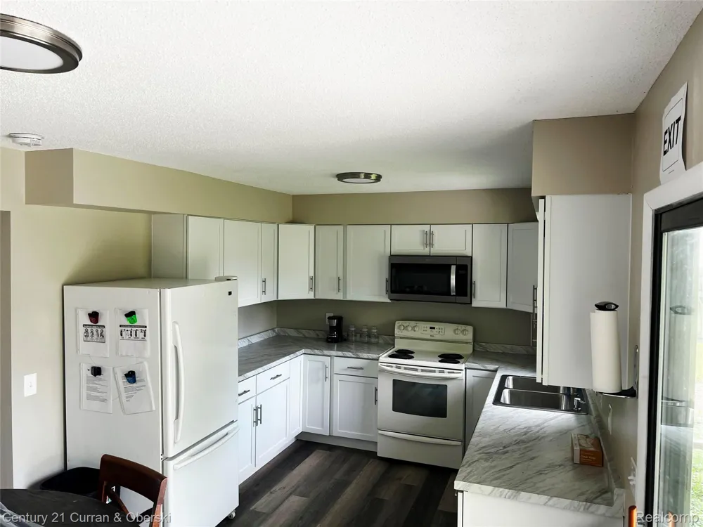 1954 W Midland Road Williams Charter Township, MI 48611