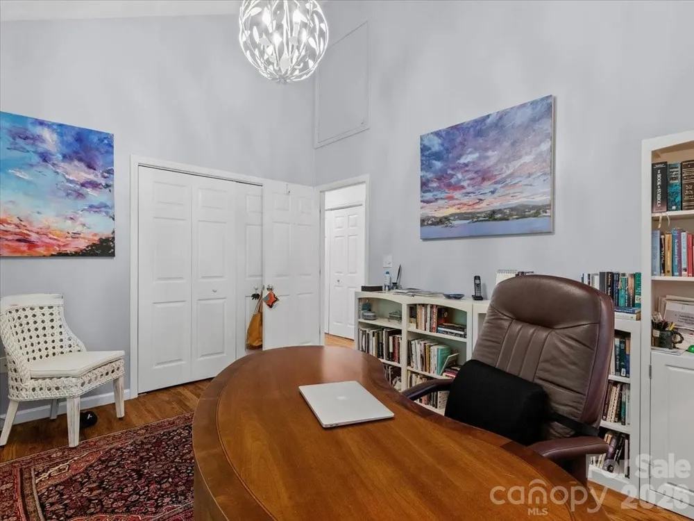 30 Kalmia Cove Burnsville, NC 28714