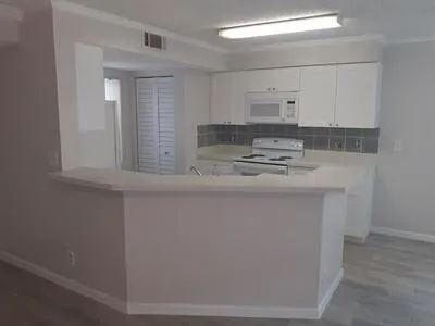 9999 Summerbreeze Drive #701 Sunrise, FL 33322