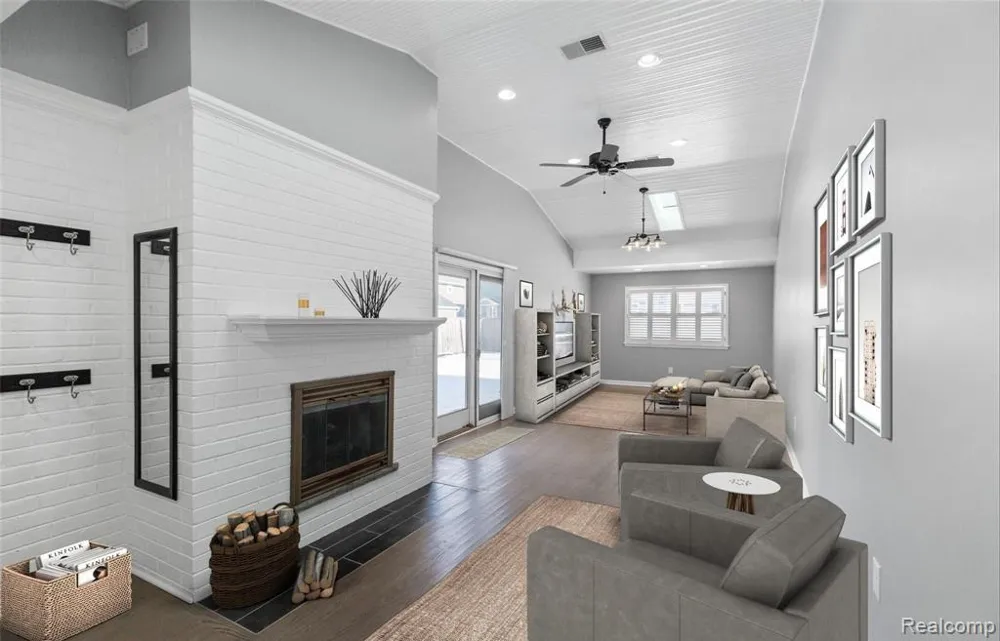 718 Altadena Avenue Royal Oak City, MI 48067